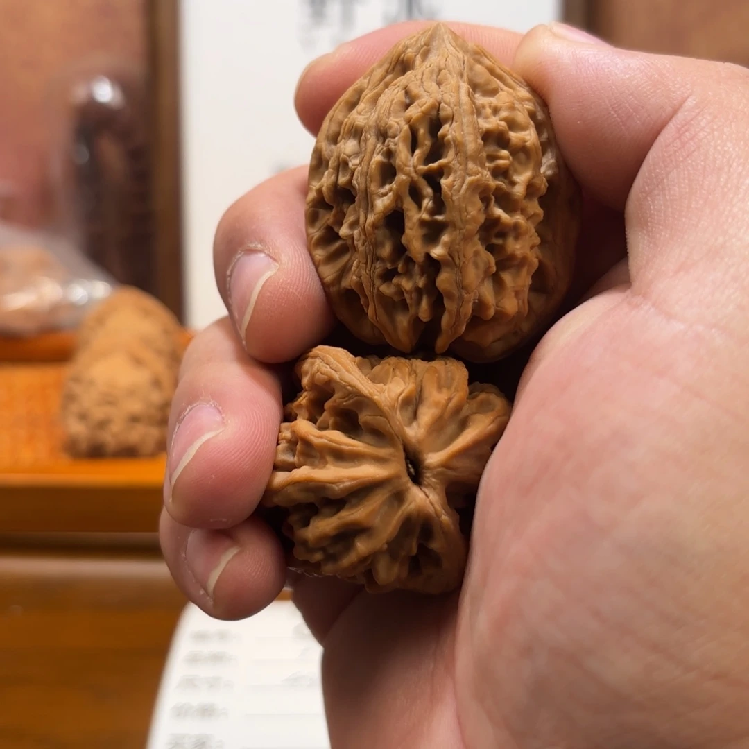 文玩核桃吊坠大沽石Q6065