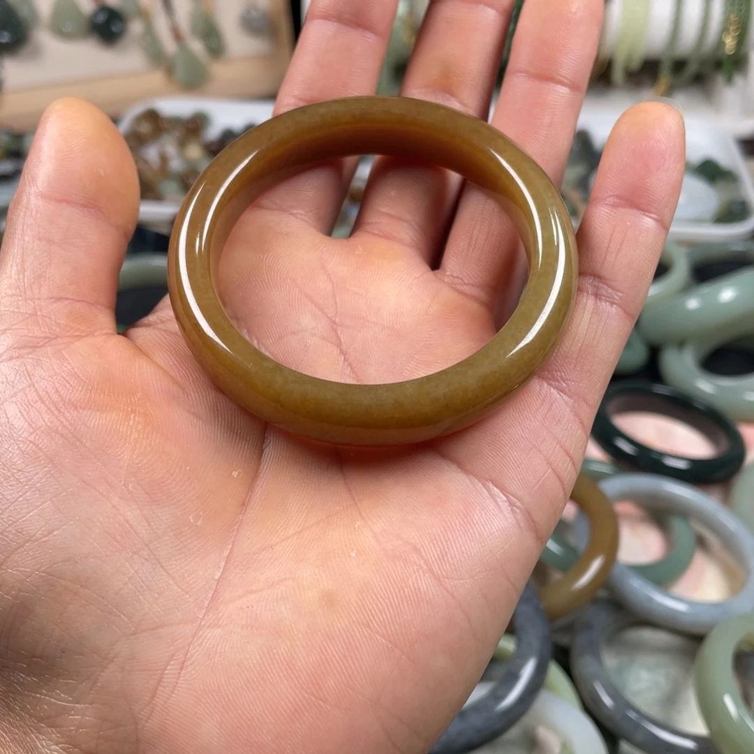 z***1和田玉未镶嵌手镯和田玉手镯未镶嵌