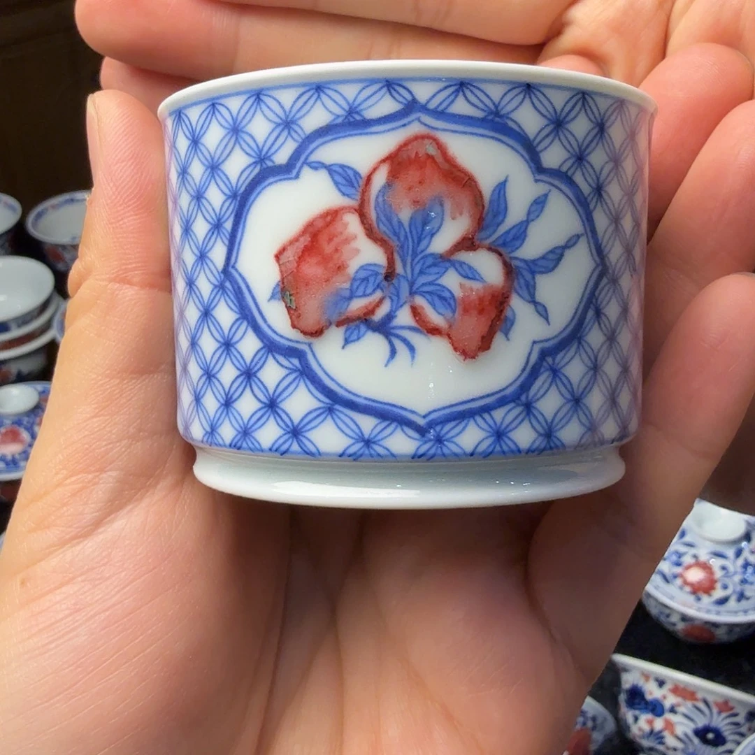 青花釉里红三多容天杯