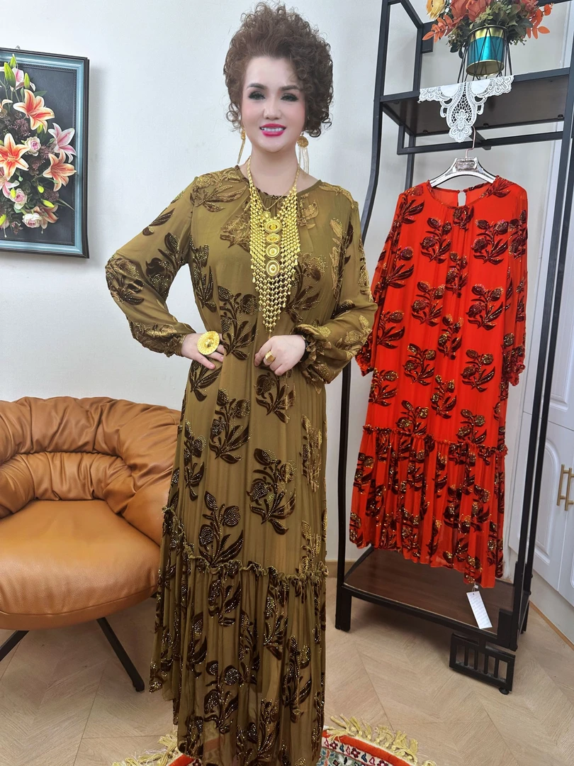 {迈艺丽}（820）夏季新款气质高贵修身优雅连衣裙