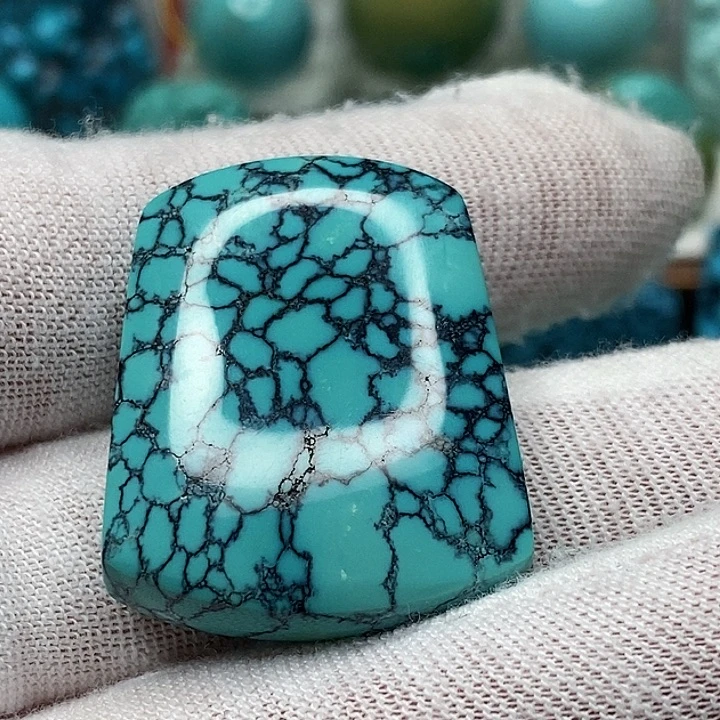 绿松石未镶嵌天然原矿 地大质检