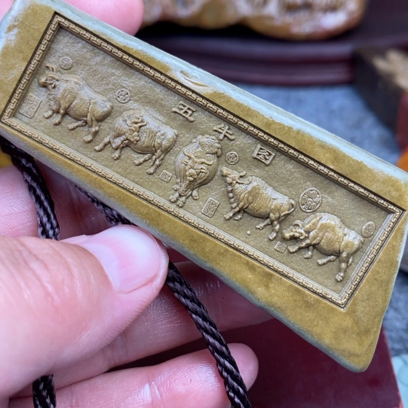 【闪购商品】原石雕刻手把件
