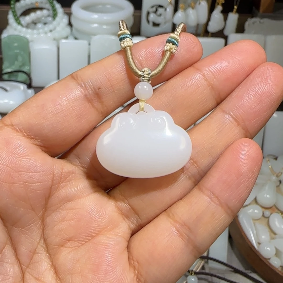 冰***咖颈饰未镶嵌和田玉