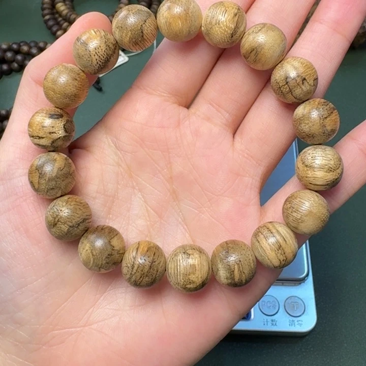 沉香手串进口达拉干老料8克