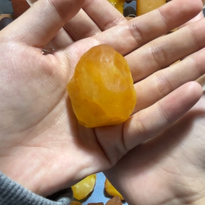 定制琥珀未镶嵌波罗的海琥珀