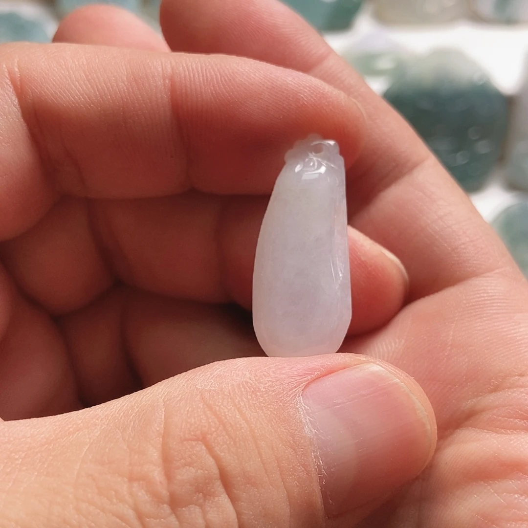 翡翠未镶嵌颈饰翡翠福瓜