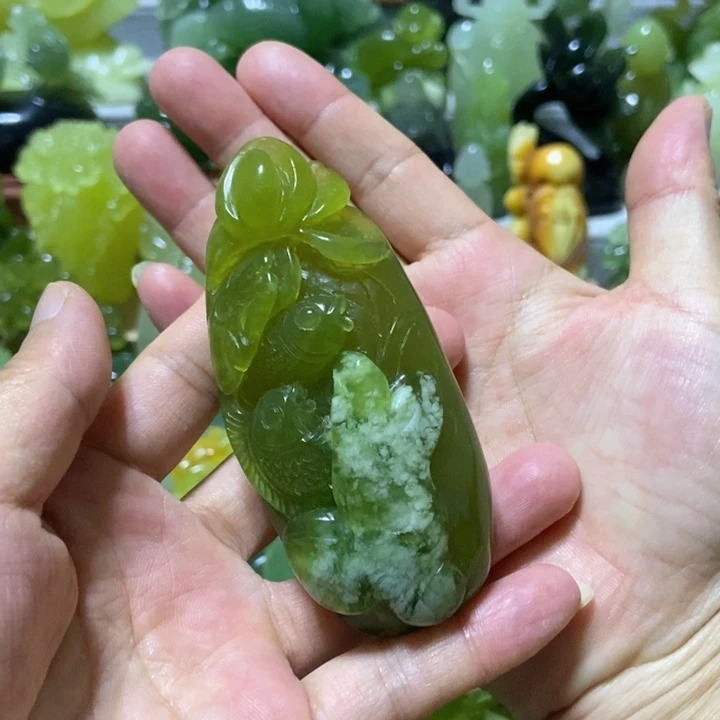 【闪购商品】蛇纹石玉未镶嵌把件