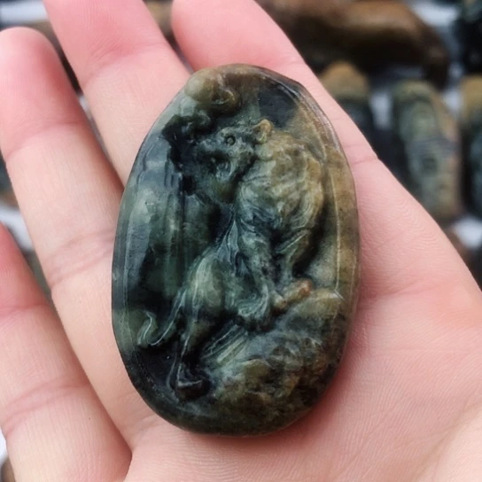 岫岩河磨玉（透闪石质玉）未镶嵌挂件