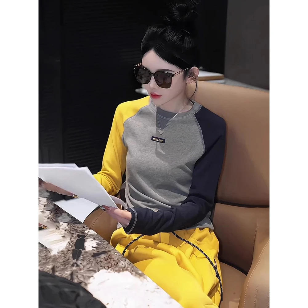 拼色圆领长袖T恤女2025新款春秋内搭个性修身打底衫休闲裤两件套