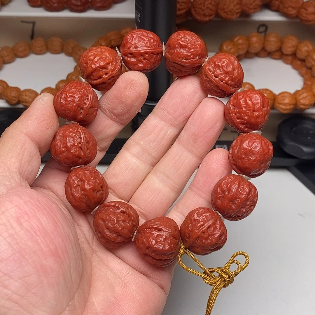 木质文玩核桃2.1红皮元宝