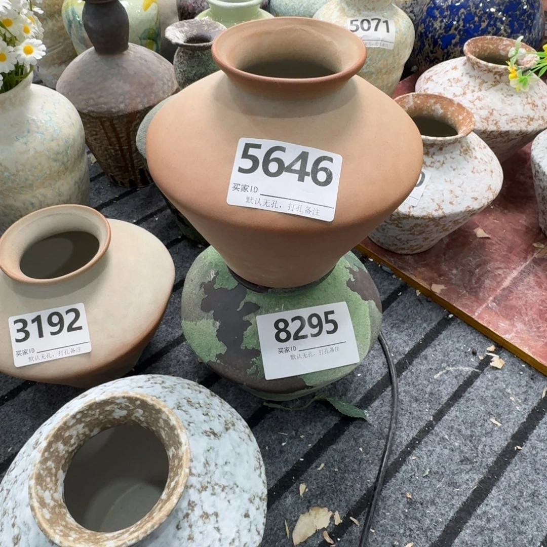 摆件陶瓷花瓶默认无孔口6高17编码5646