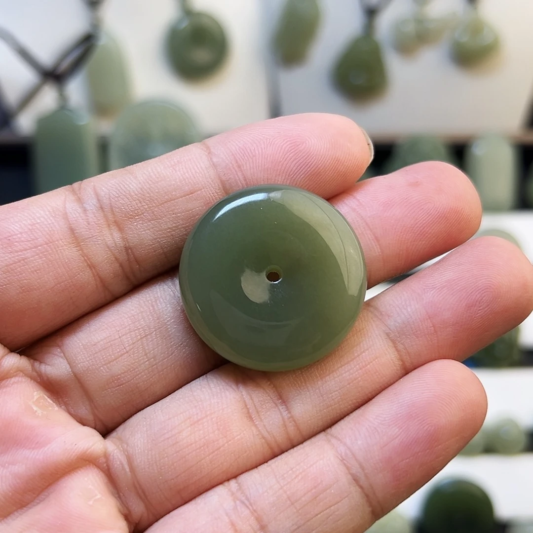 吊坠(不含链)未镶嵌和田玉666