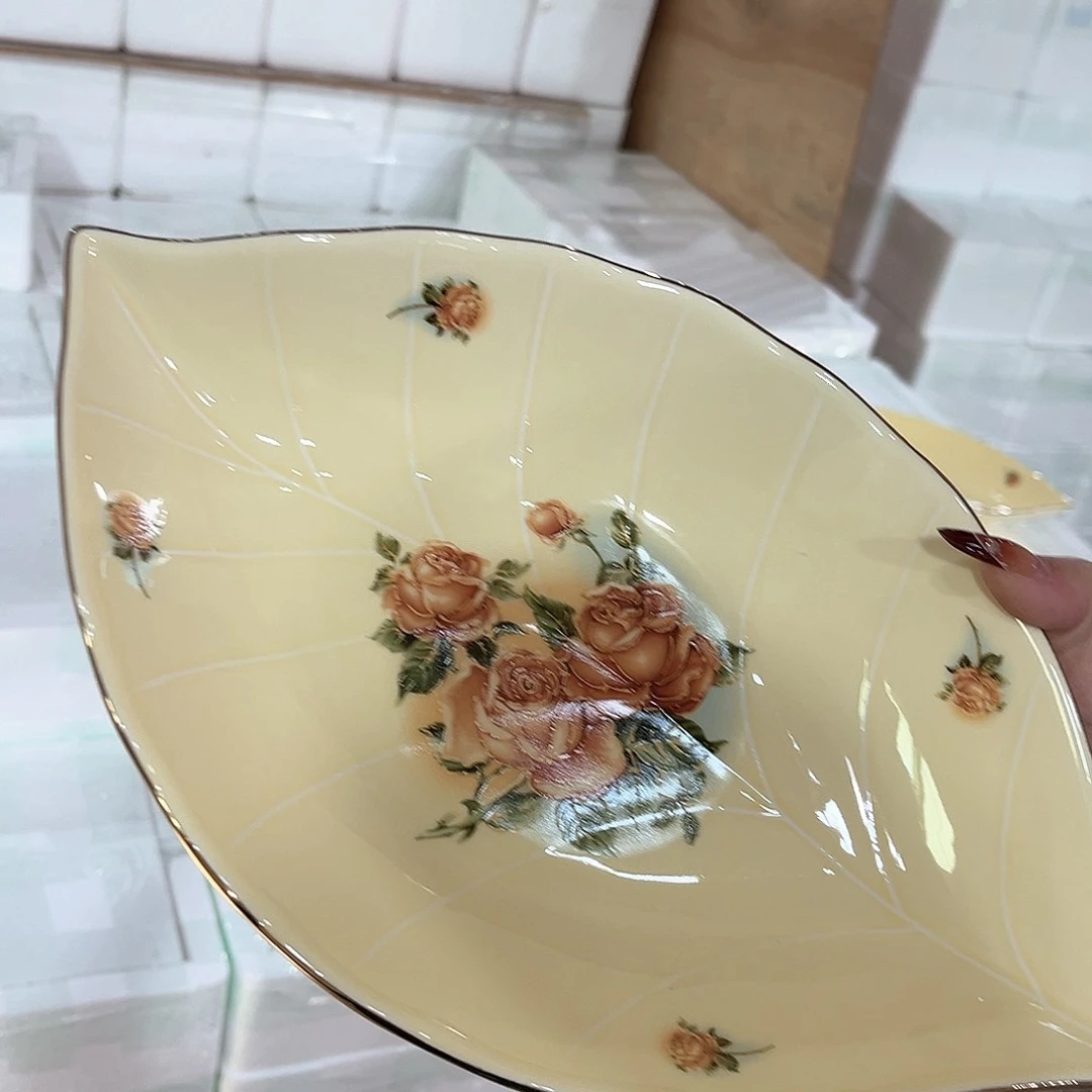 高端陶瓷餐具……6666666666666666