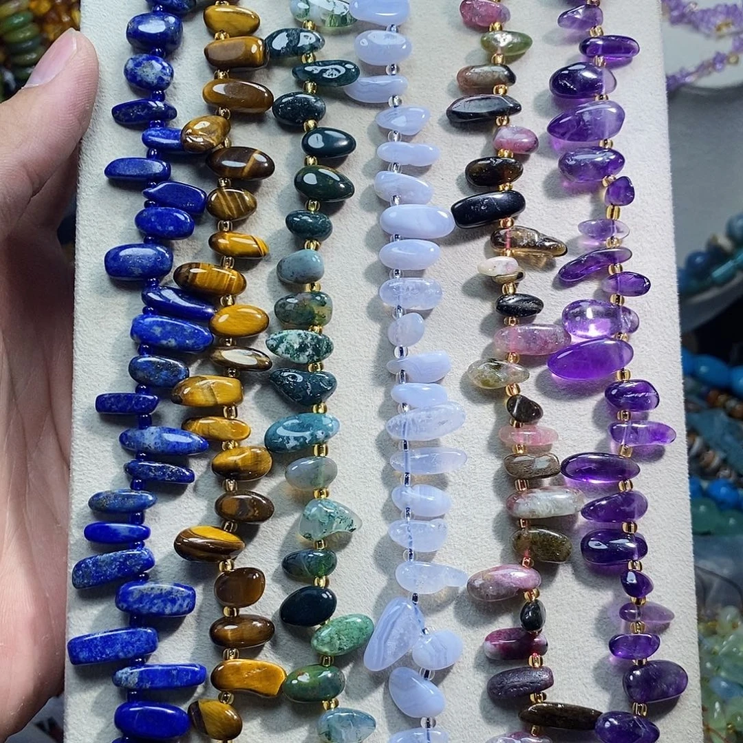 石英质玉未镶嵌，卡子一条，下单备注数字，