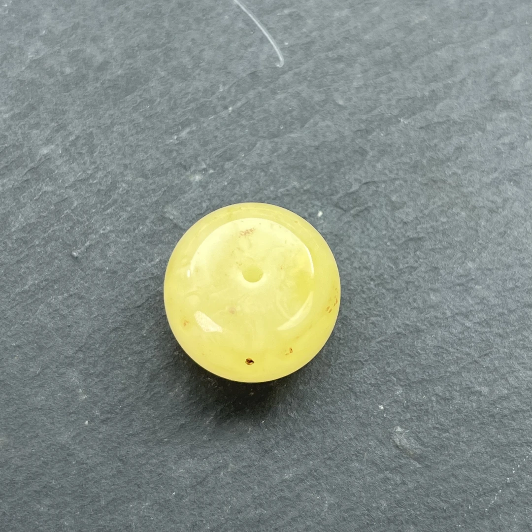 A384天然蜜蜡琥珀微瑕墩子