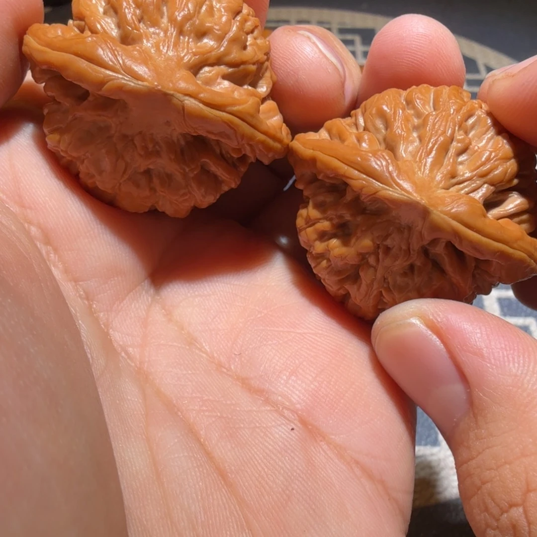 禾***W把件文玩核桃全品莲花