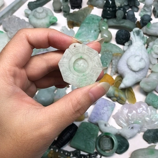 定制翡翠未镶嵌翡翠