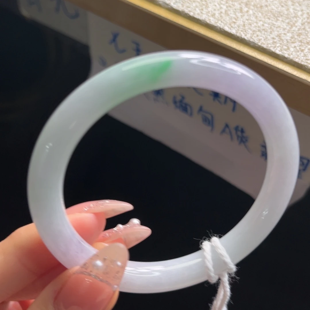 翡翠未镶嵌手镯手镯