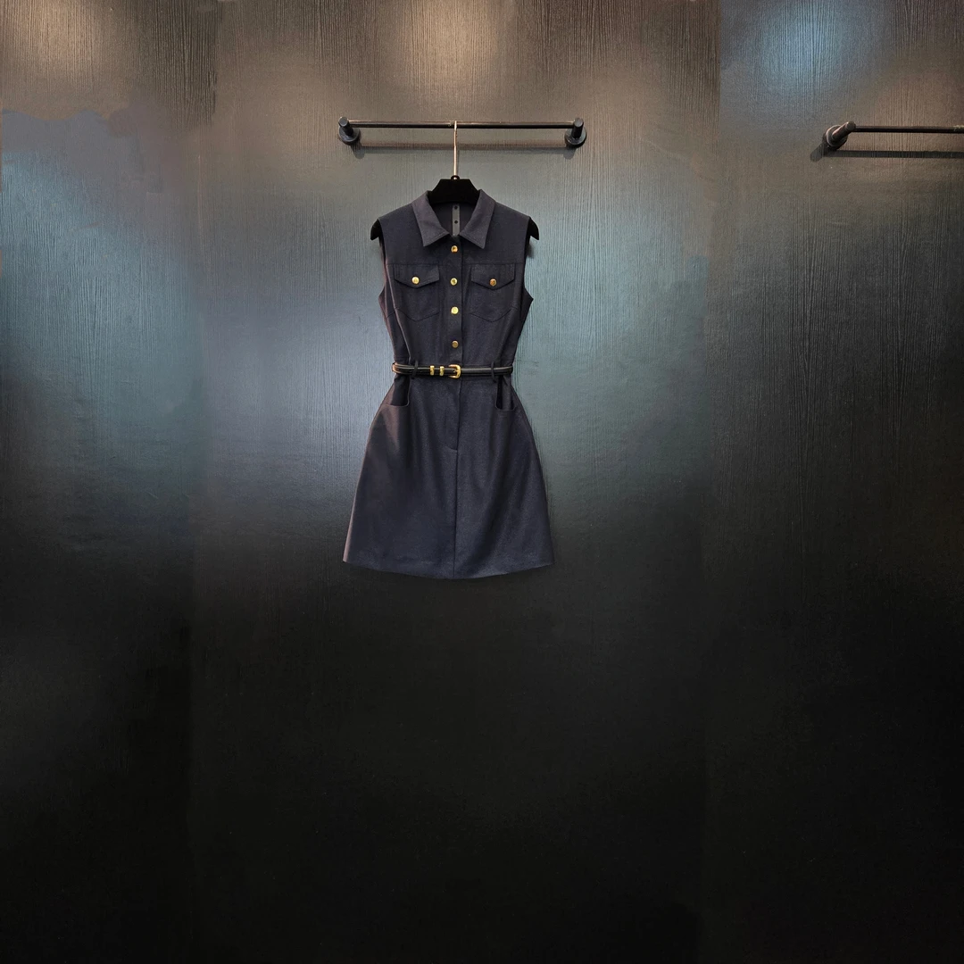 25夏季新款时尚轻奢高定亮丝牛仔蓝翻领 无袖女装连衣裙·1398