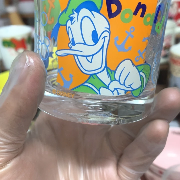 H****瓷片啦啦队表演节目了