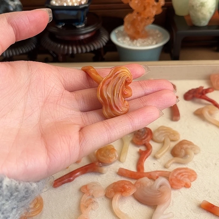 喵***喵印石青田石灵芝一个