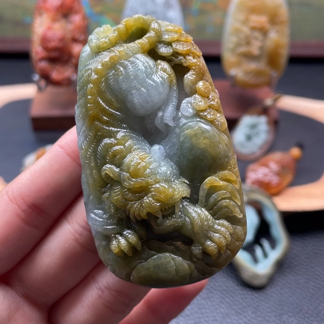 定制翡翠未镶嵌翡翠