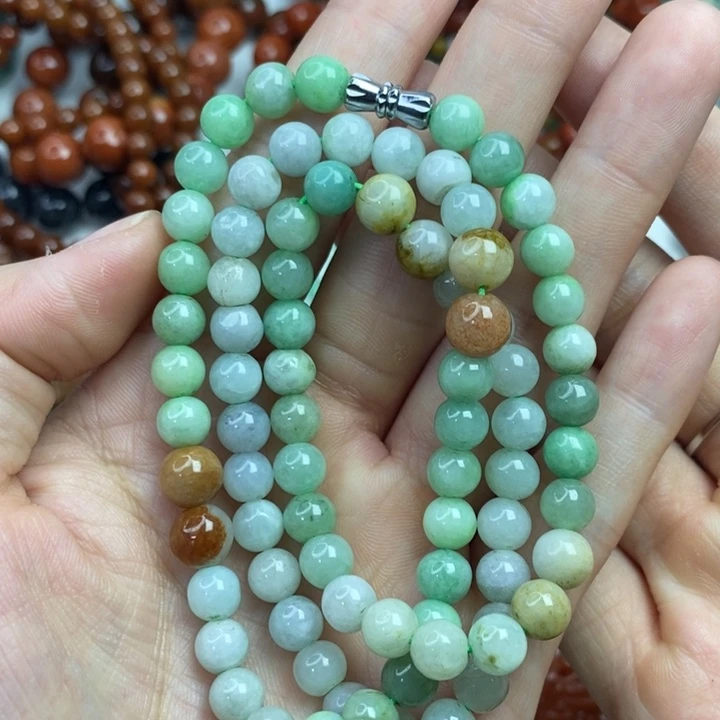 颈饰未镶嵌翡翠吊坠