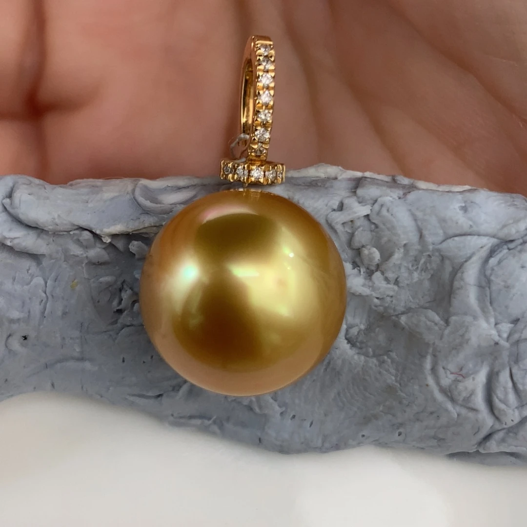 定制海水珍珠18K金镶嵌吊坠(不含链)浓茶金色13.4mm正圆无瑕