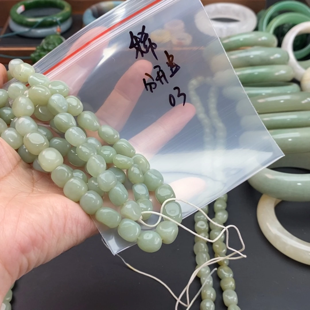 和田玉链子未镶嵌稀**宝