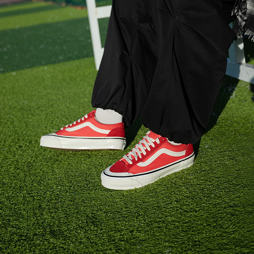 VANS范斯男女鞋Old Skool Reissue 136休闲鞋低帮板鞋VN000MT6CIS