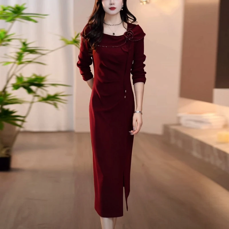 雪尼尔轻奢女装2025秋季新款高级感长袖洋气质显瘦优雅名媛连衣裙