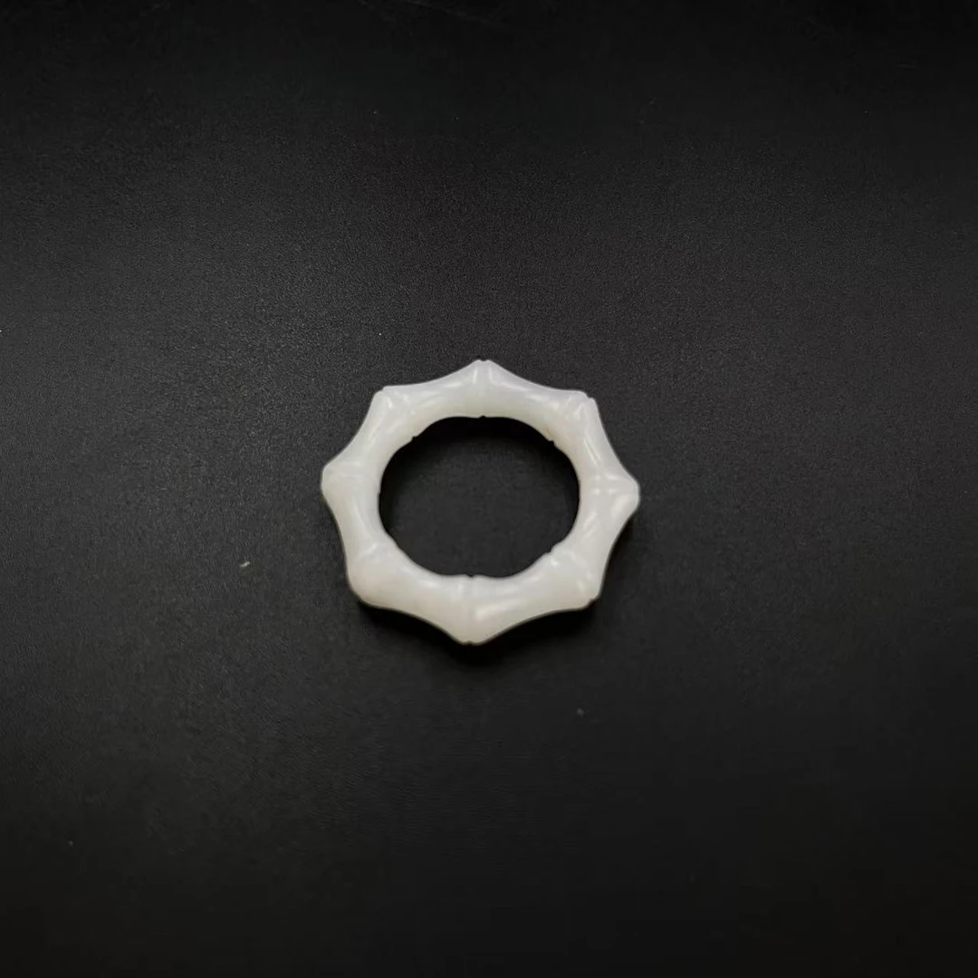 26F39  清 和田玉节节高升玉环