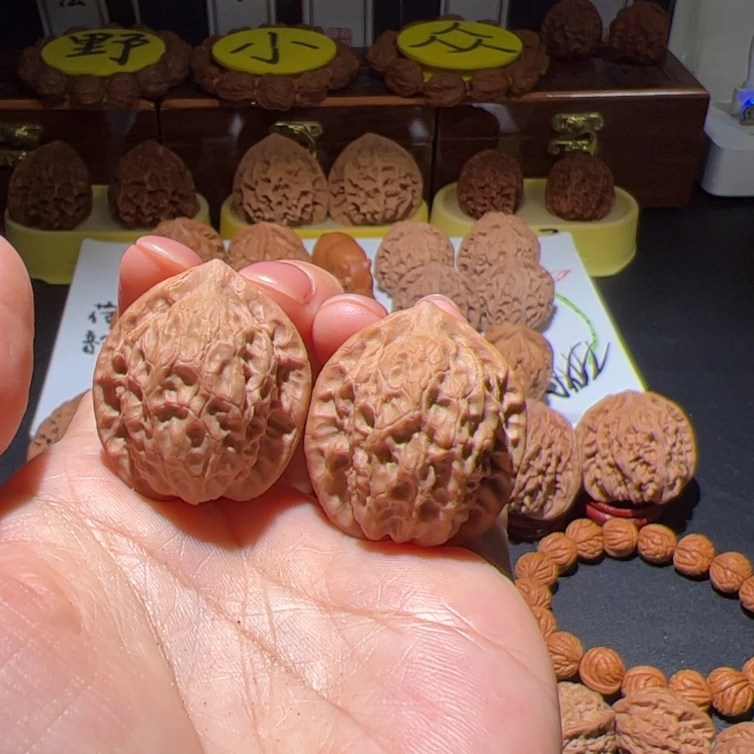 文玩核桃把件?***寓小土豆