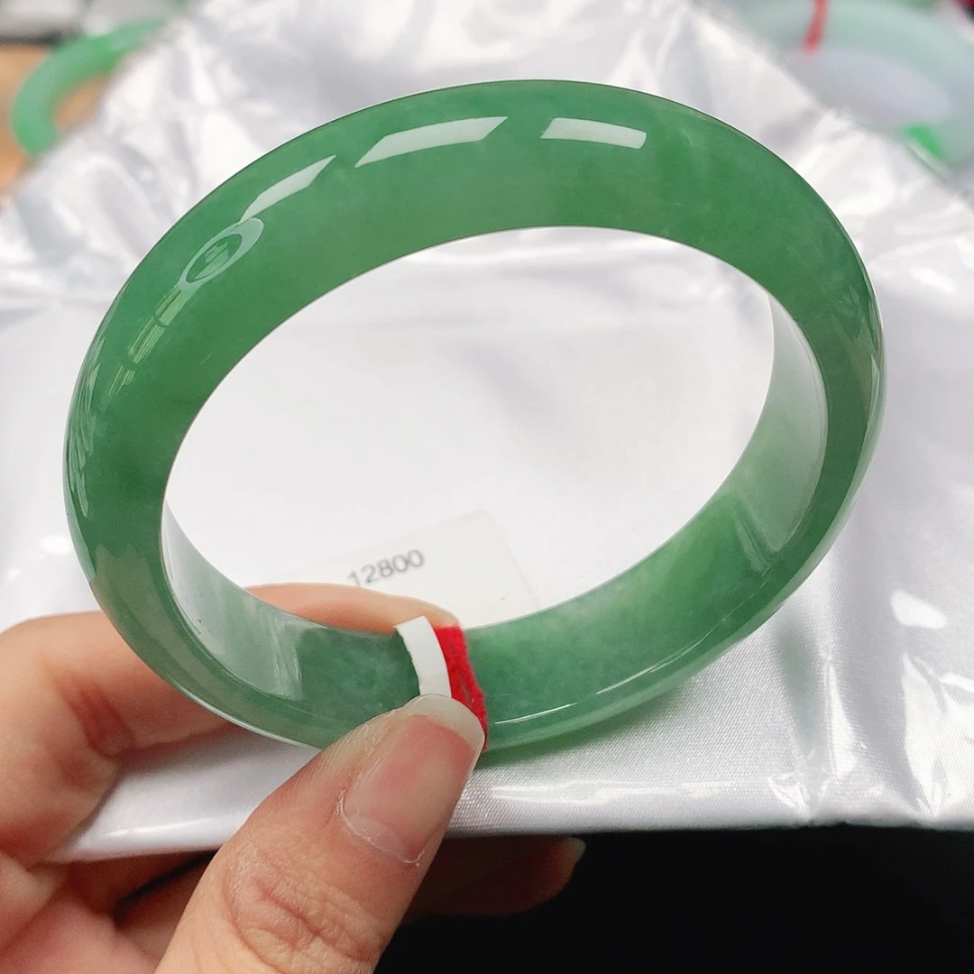 翡翠手镯未镶嵌天然翡翠手镯57