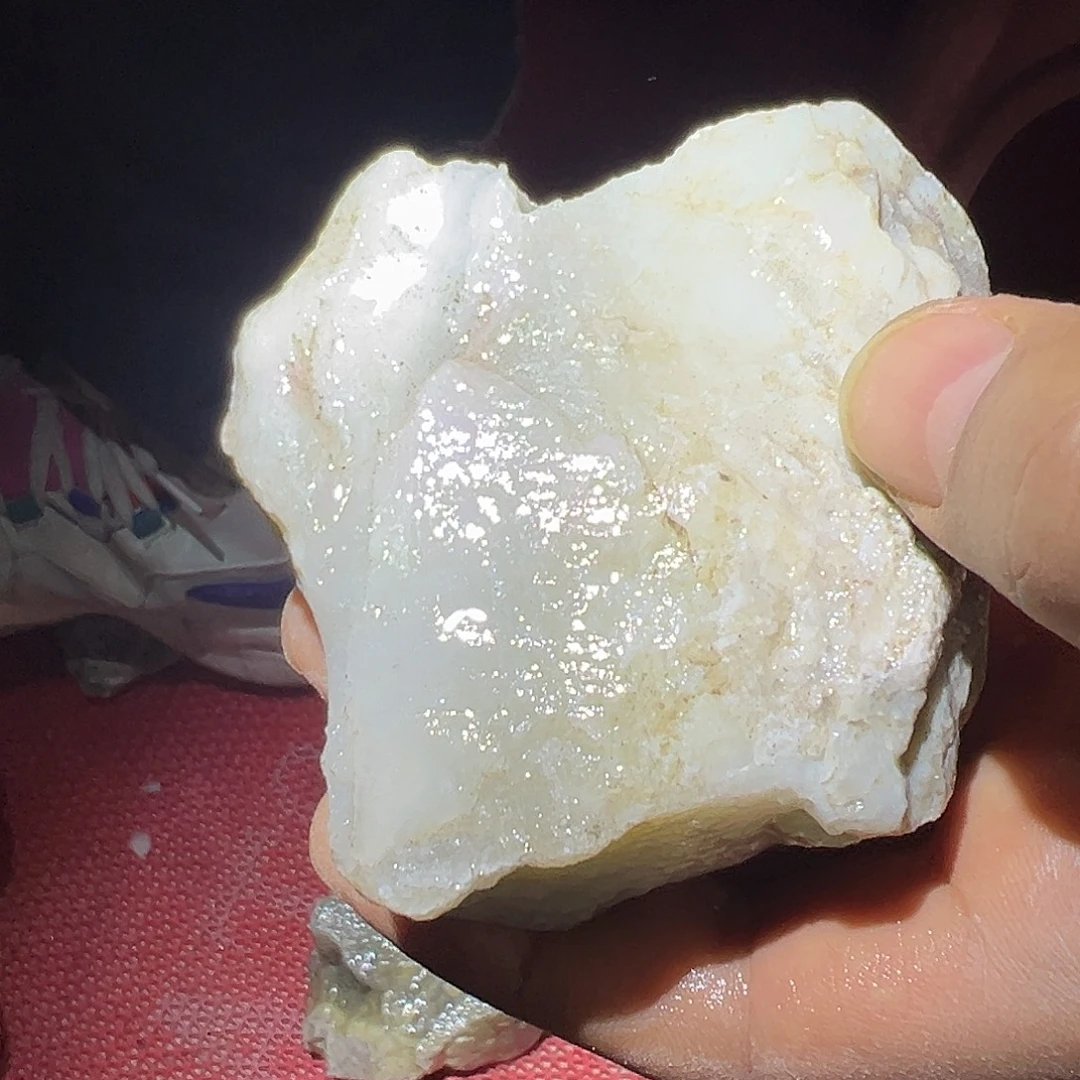 和田玉（糖玉）未镶嵌车挂