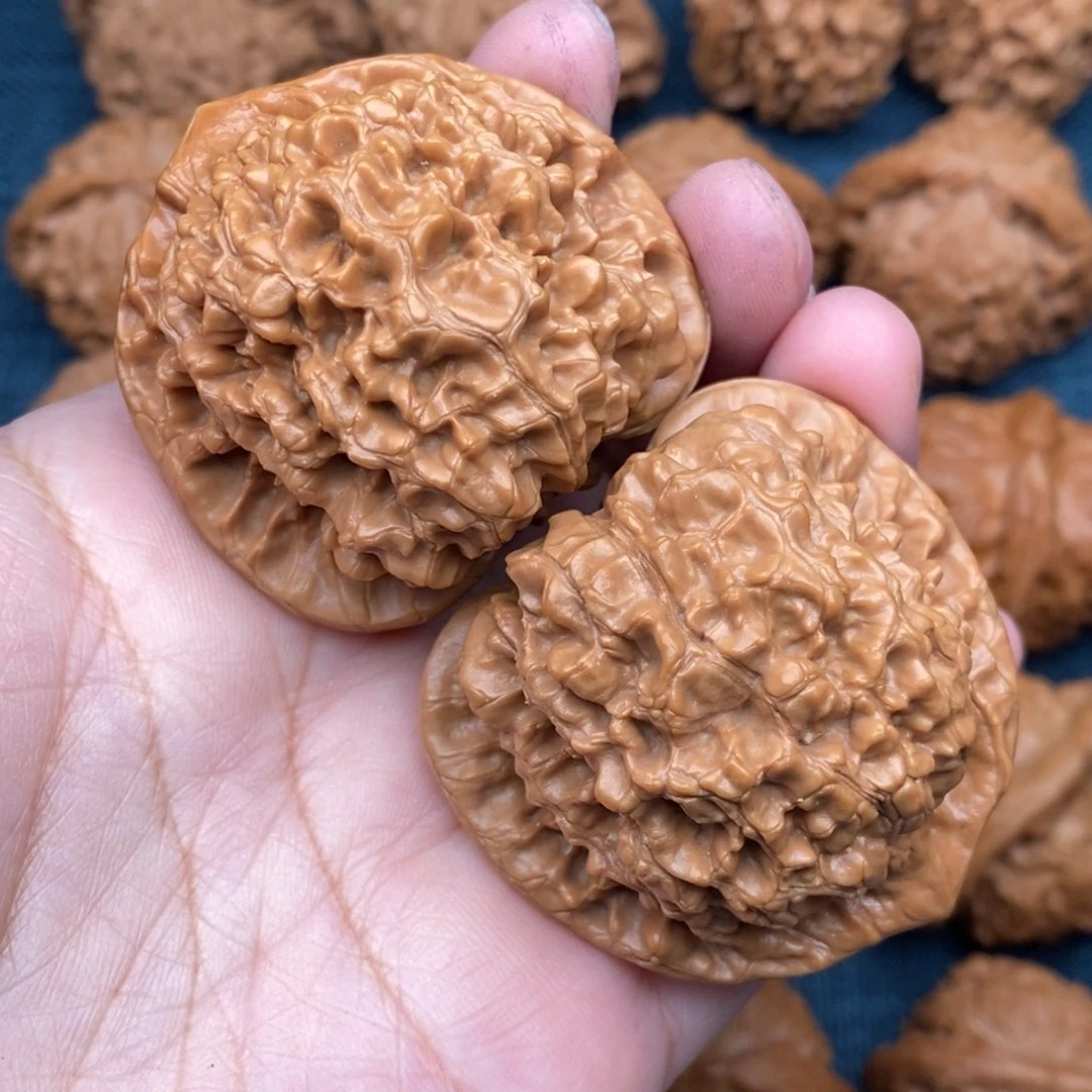 文玩核桃把件46.5官帽