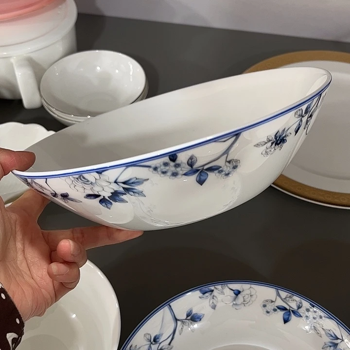 瓷片微瑕骨瓷蓝孔雀汤盆一个