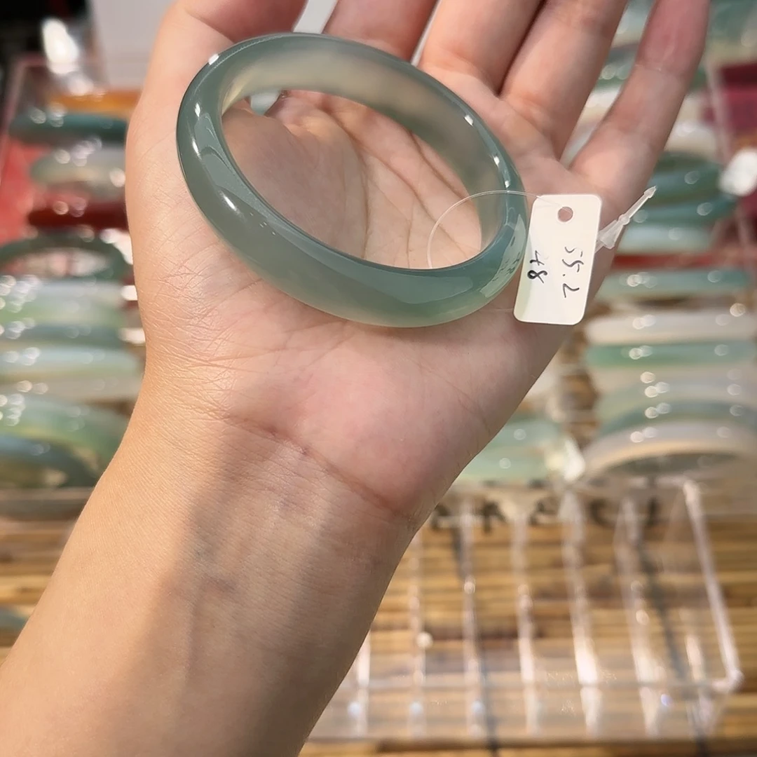 玛瑙/玉髓手镯未镶嵌圈口55.2