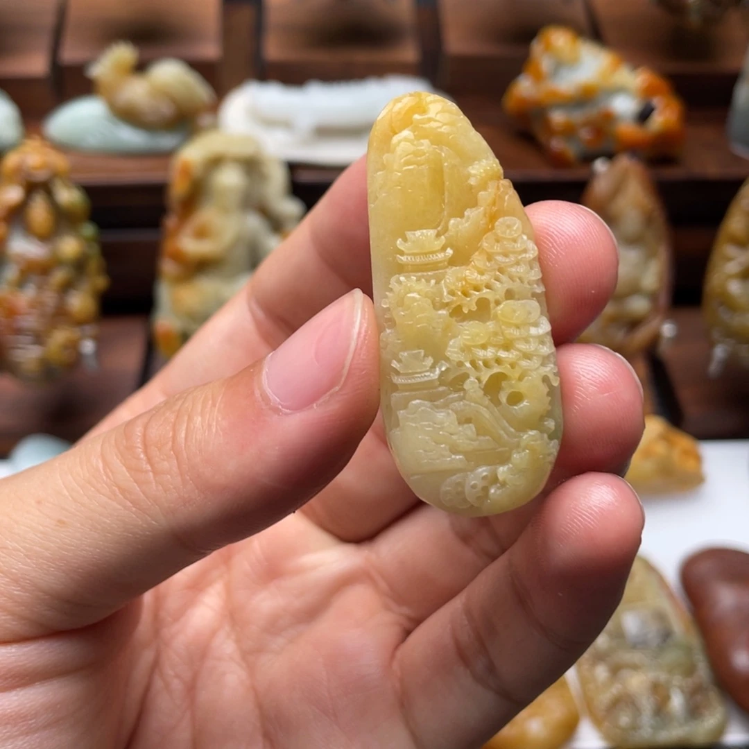 定制翡翠未镶嵌翡翠