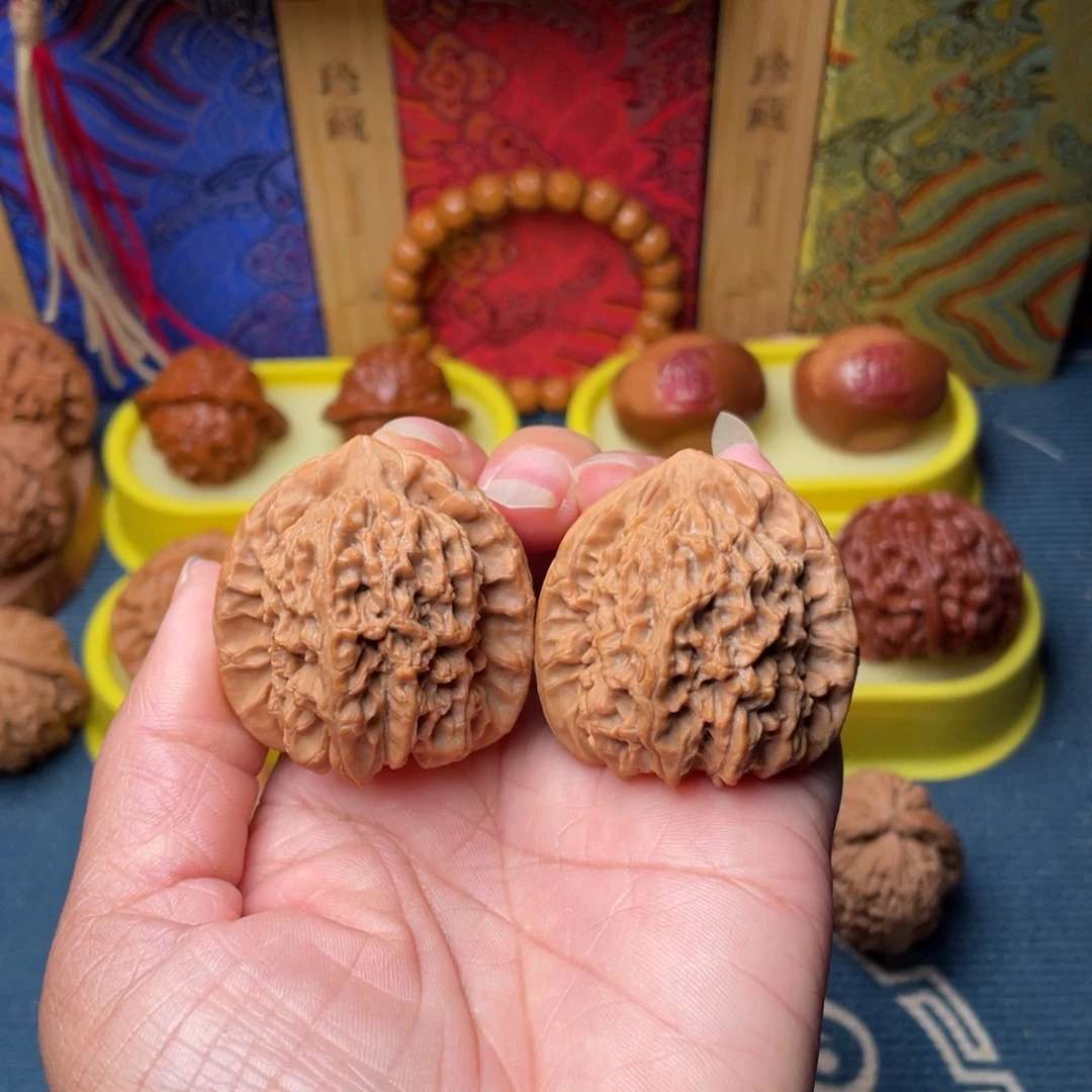 文玩核桃把件40马老四