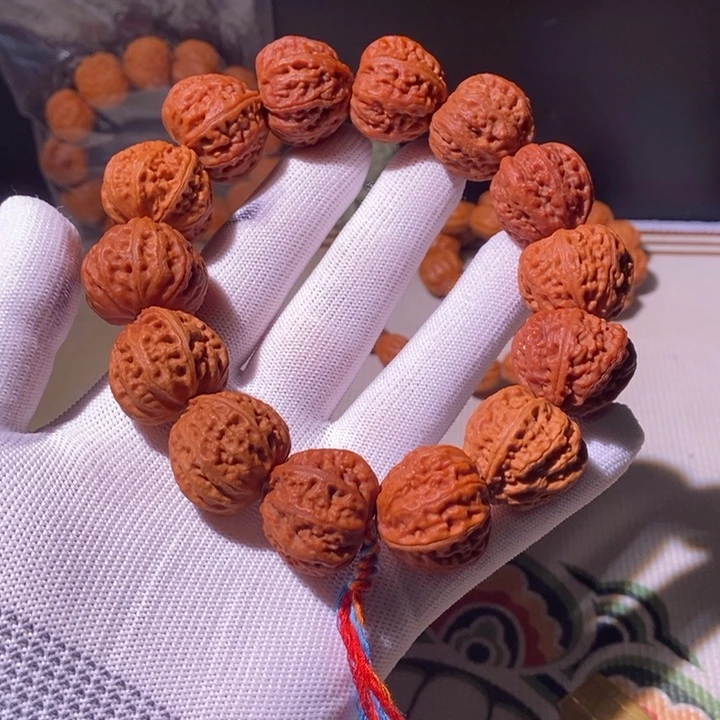 文玩核桃手串……5
