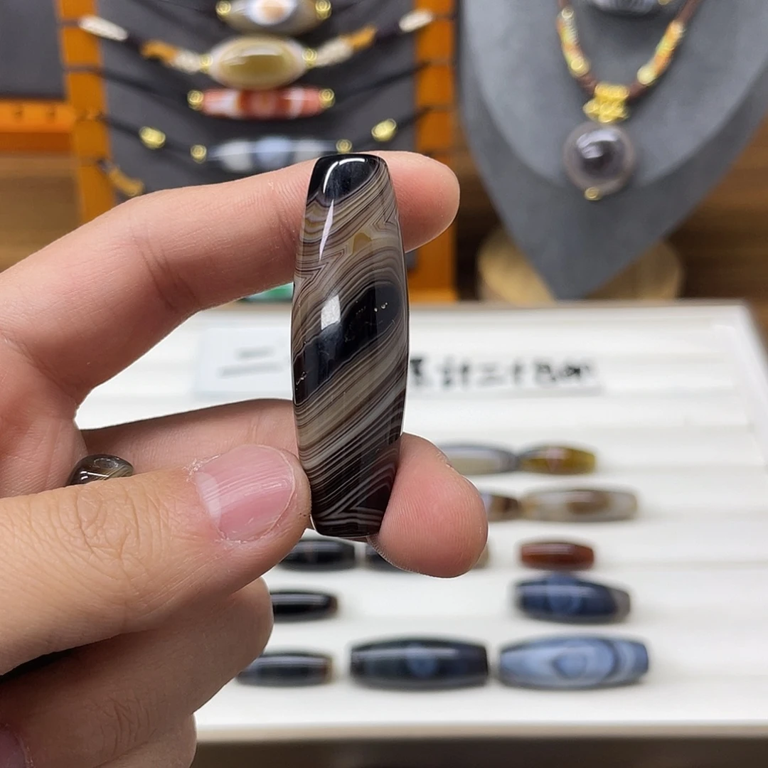 下***饭玛瑙/玉髓合金颈饰