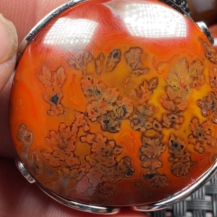 。***。玛瑙/玉髓未镶嵌颈饰