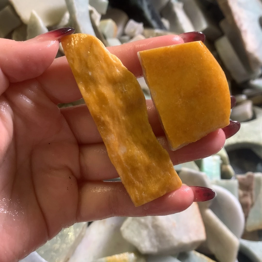 翡翠颈饰未镶嵌缅甸翡翠