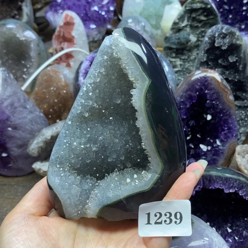 【闪购商品】未镶嵌大型摆件（非配饰）紫晶