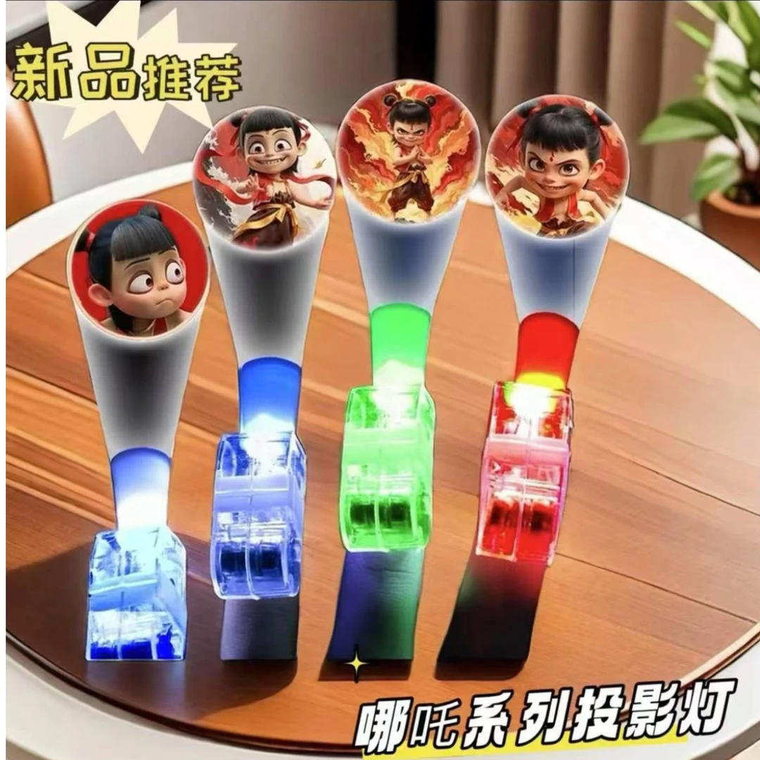 儿童礼物新款那吒澳凸漫卡通系列手指灯纯手工发光开启设计温馨