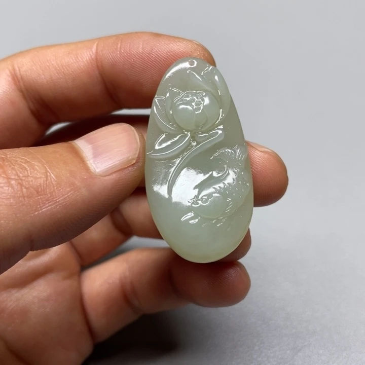 吊坠(不含链)未镶嵌和田玉千**水