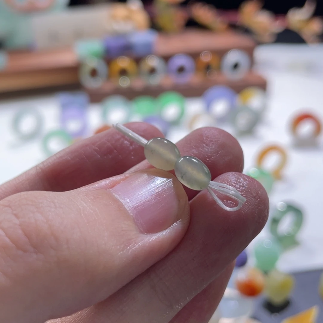 贝***儿未镶嵌定制翡翠福利