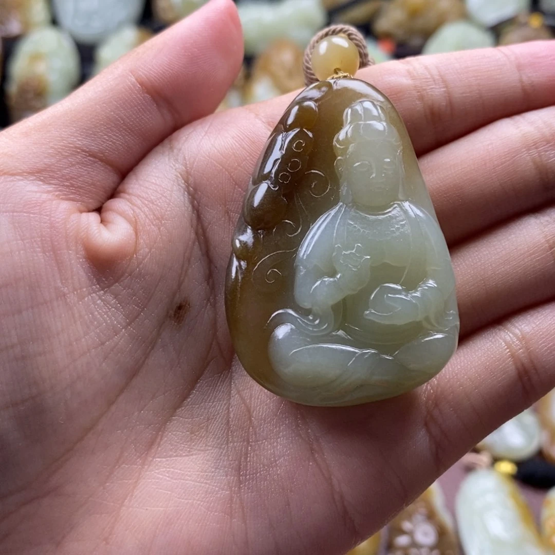 吊坠(不含链)未镶嵌和田玉（糖玉）米**世