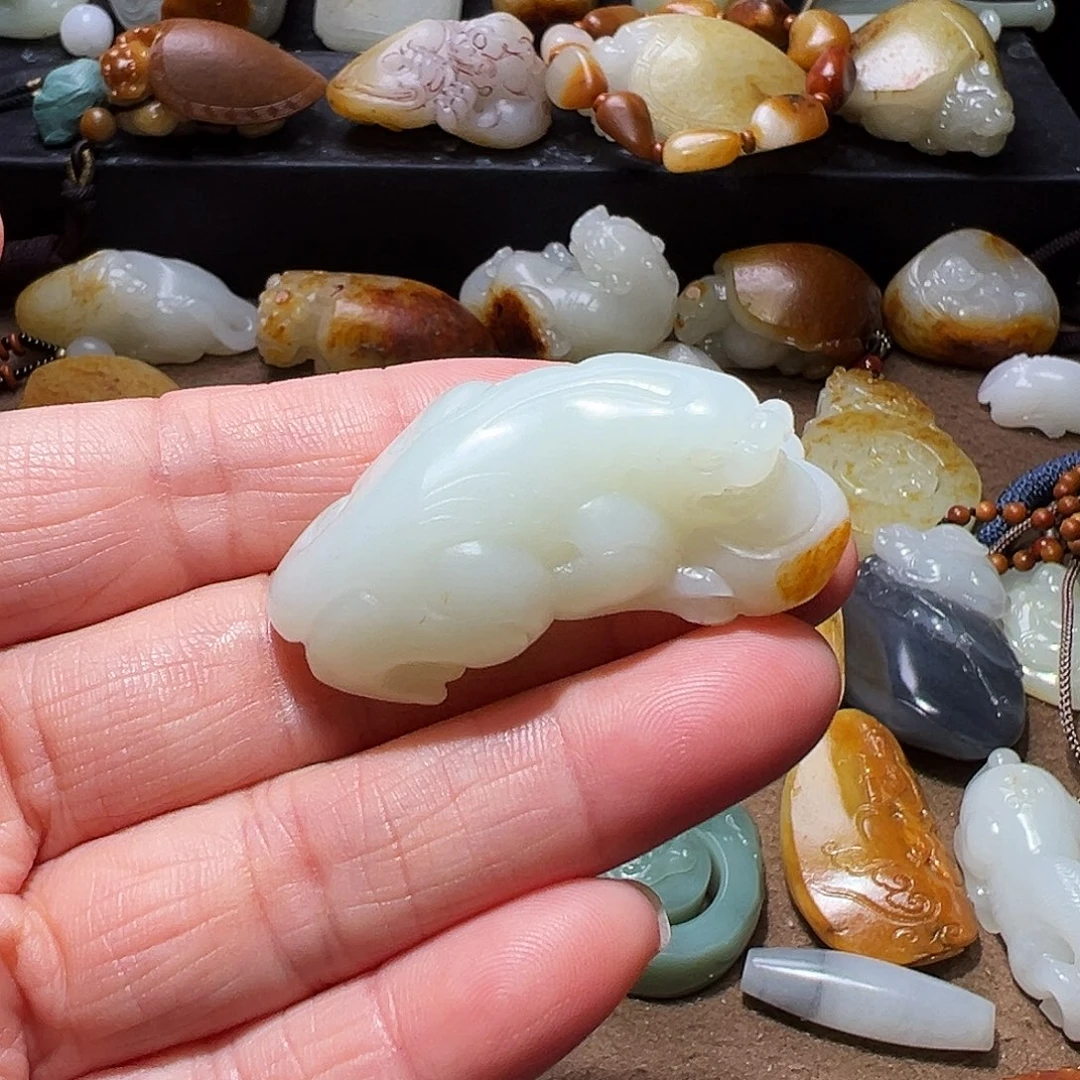 和田玉颈饰未镶嵌泰*